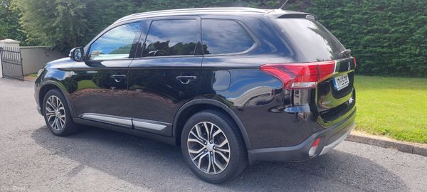 Mitsubishi Outlander 2017 391698610