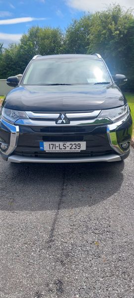 Mitsubishi Outlander 2017 391698612