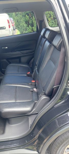 Mitsubishi Outlander 2017 391698626