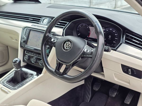 VW Passat 1.6 TDI 120HP Highline 391608292