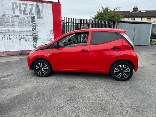 Toyota Aygo 1.0 Petrol NCT TAX LOW KMS 391609432