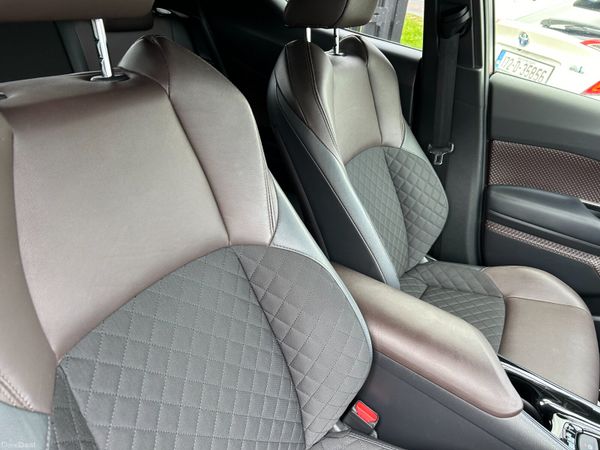TOYOTA CHR 2018, 1.8 HYBRID AUTO LOW KM HIGH SPEC 391610954