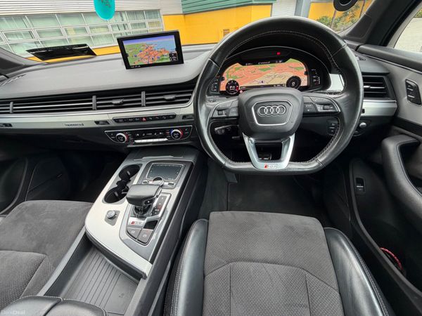 Audi SQ7 4.0 TDI V8 Quattro Mega Spec 391630076