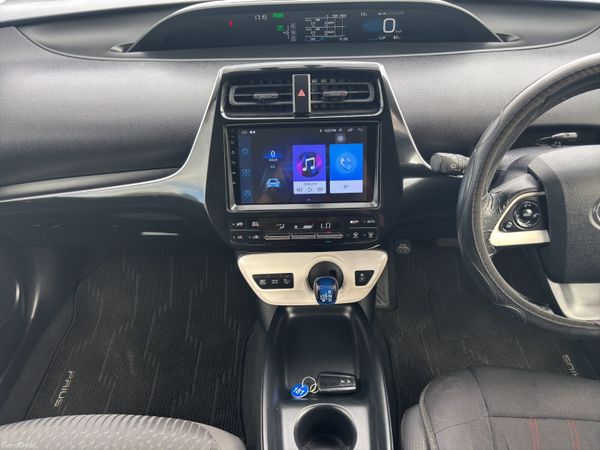 2017 TOYOTA PRIUS HYBRID –(S181) 391633110