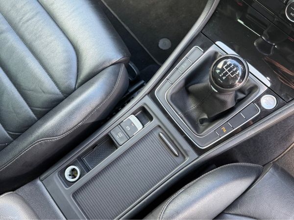 Volkswagen Golf HIGHLINE 391751910