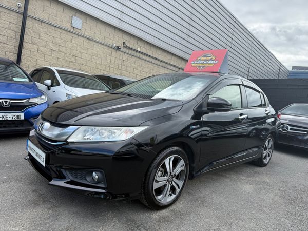 2015 Honda Grace 1.5 Hybrid Automatic 391775360