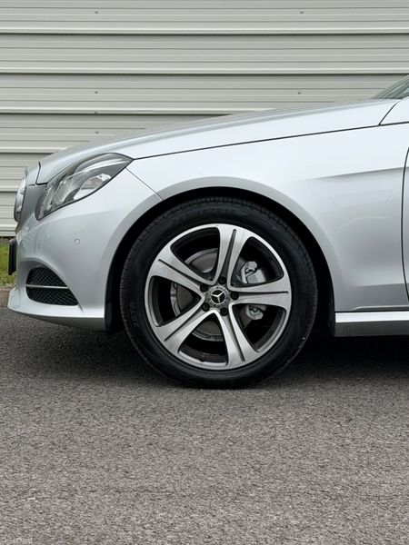Mercedes-Benz E220d Elegance *NewNCT 391788728