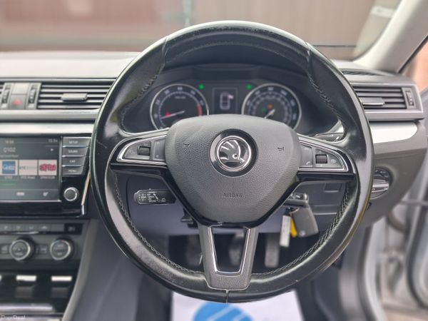 171 Skoda Superb 1.4 Petrol 391716824
