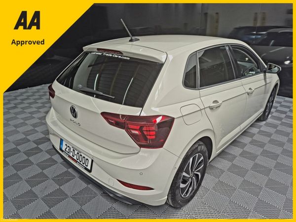 🚗 2023 Volkswagen Polo Active DSG 44000km 🚗 391720278