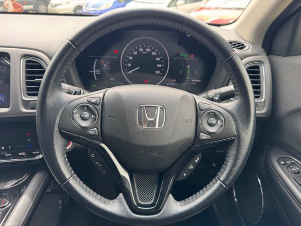 Honda Vezel 2020 1.5 HYBRID AUTOMATIC 42000KM ONLY 391723816