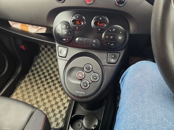 151 Fiat(500) Abarth 1.4 Turbo Petrol Automatic 391735112