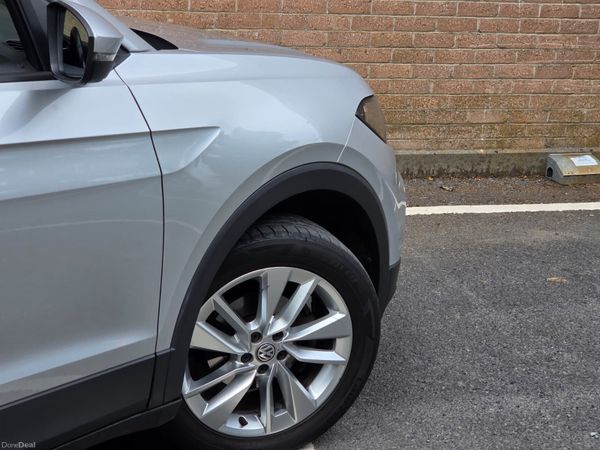 2020 Volkswagen T-Cross Life, 4 of 20