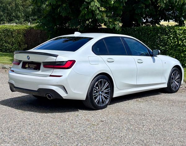 192 BMW 330e M Sport 391863000