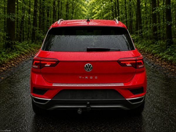 181 Volkswagen T-Roc 1.0 PETROL - LOW KMS - AS NEW 391899428