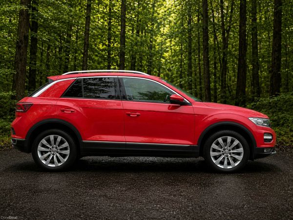 181 Volkswagen T-Roc 1.0 PETROL - LOW KMS - AS NEW 391899436