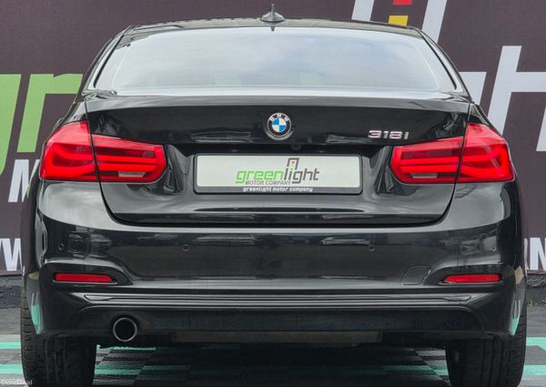 2016 BMW 318i Sport Saloon Automatic 391802144