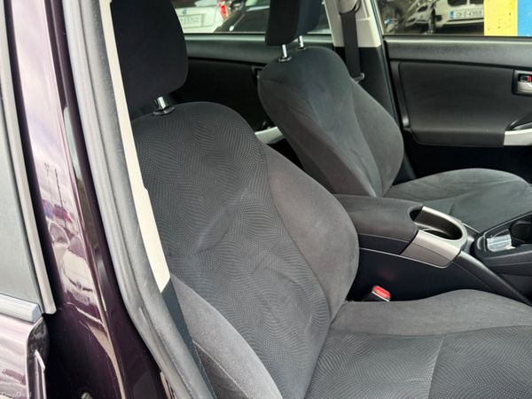 2014 Toyota Prius Hybrid Automatic 391831978