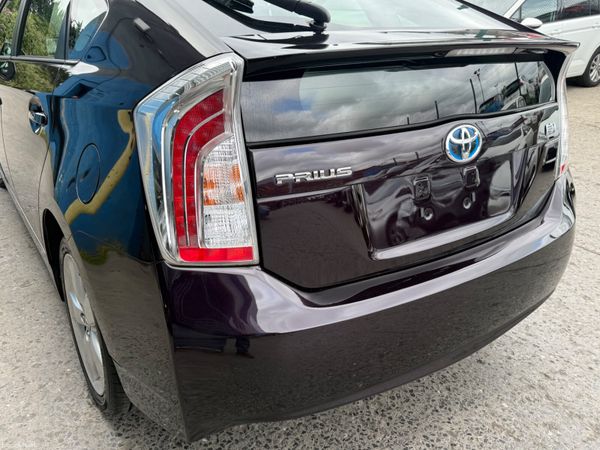 2014 Toyota Prius Hybrid Automatic 391831980