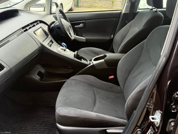2014 Toyota Prius Hybrid Automatic 391831988