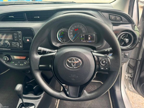 2018 Toyota Vitz Hybrid Automatic 391832450