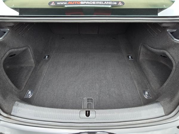 161 Audi A4 2.0 TDI ULTRA 150BHP 391834132