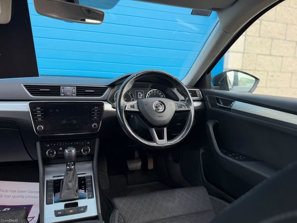 Superb Auto 202 Low Kms!! 391983054