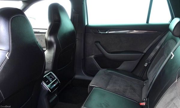 Skoda Superb 2018 391999930