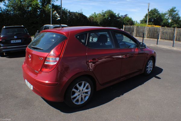 Hyundai i30 2011 391917234