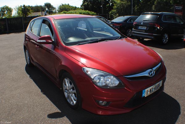 Hyundai i30 2011 391917236