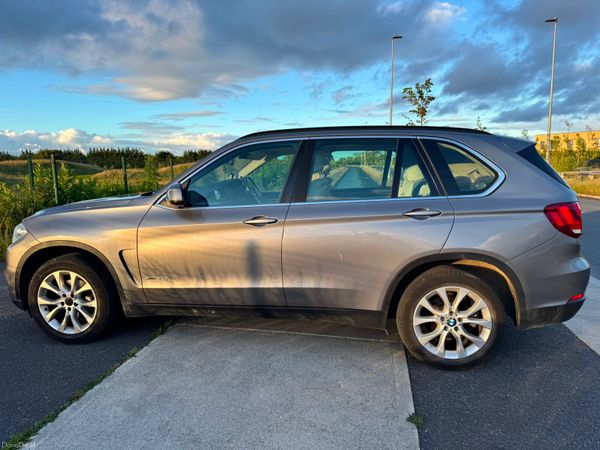 BMW X5 2018 7 Seater Automatic 391923506