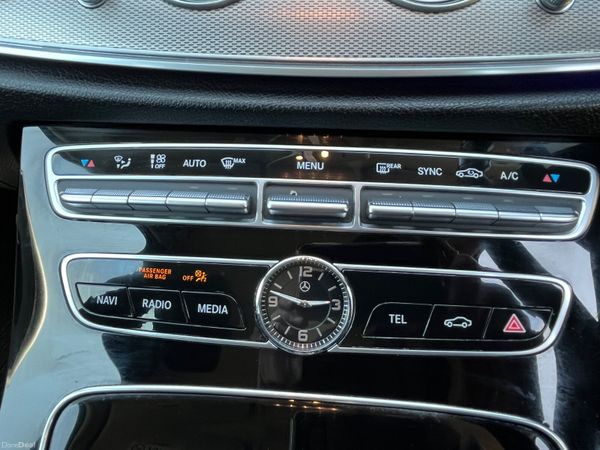 Mercedes-Benz E 220 D AMG LINE 4MATIC. New nct 392044050