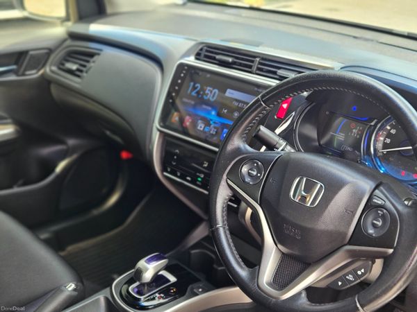 2014 Honda Grace Hybrid Automatic 392044894