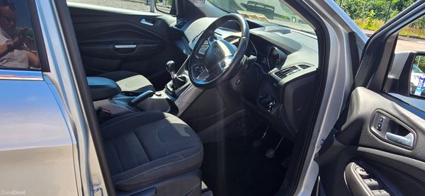 Ford Kuga 2015 Fully serviced 392047512
