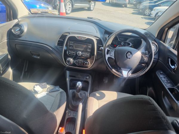 Renault Captur 2014 2 Keys 392069314