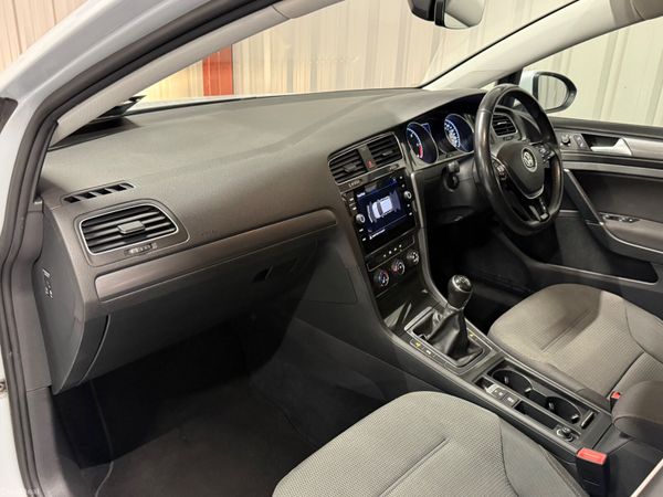 2017 Volkswagen Golf 1.6TDI 392080970