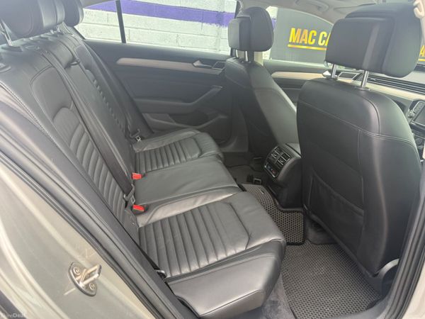 Volkswagen Passat 2016 392011552