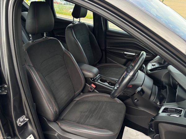 Ford Kuga ST-LINE 392012548