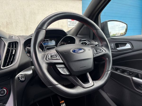Ford Kuga ST-LINE 392012554