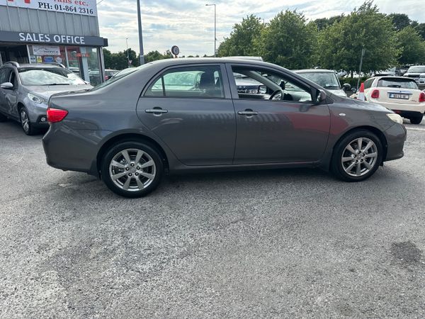 Toyota Corolla 1.4 petrol NCT 392025702