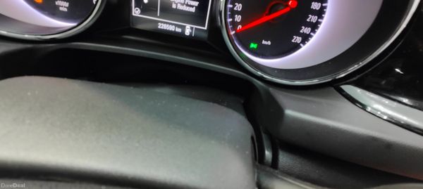 202 Opel Insignia 1.7 Diesel Manual 392140984