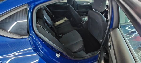 202 Opel Insignia 1.7 Diesel Manual 392140988