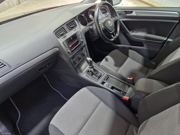 2016 Volkswagen Golf 1.4 TSi Auto 86,800 KM 392165650