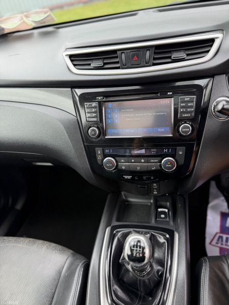 **Reserved **🔴 Nissan X-Trail TEKNA  4x4  High 392171270