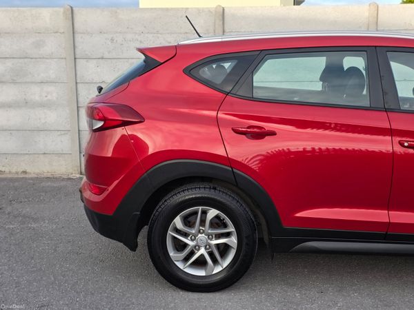 Hyundai Tucson 1.7 D Comfort 392178256