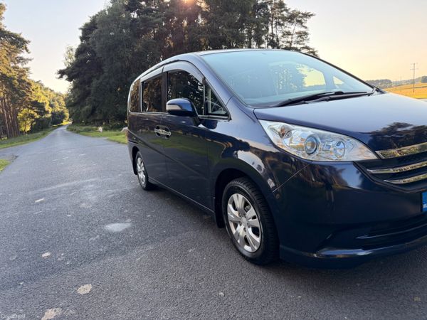 Honda Stepwagon 2009 Automatic 392186256