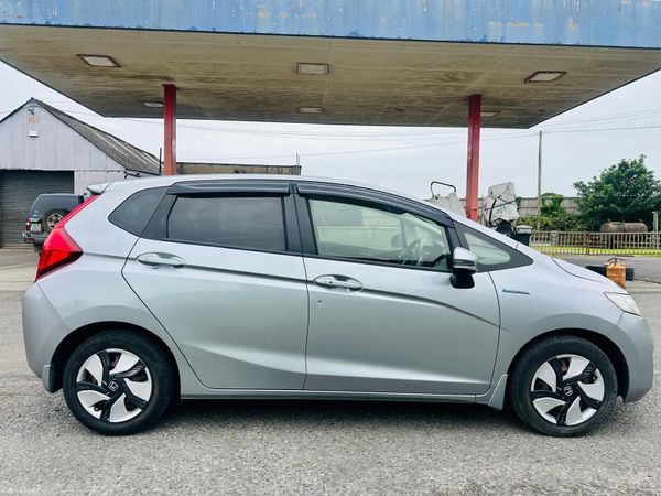 HONDA FIT 2013 1.5L GP5 AUTOMATIC PETROL HYBRID 392189342