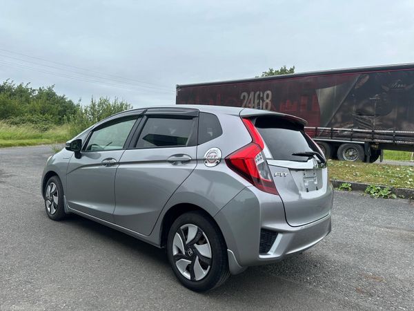 HONDA FIT 2013 1.5L GP5 AUTOMATIC PETROL HYBRID 392189352