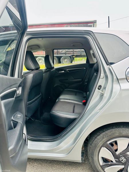 HONDA FIT 2013 1.5L GP5 AUTOMATIC PETROL HYBRID 392189362