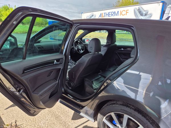 Volkswagen Golf 2015 1.4L Petrol Plug In Hybrid 392189458