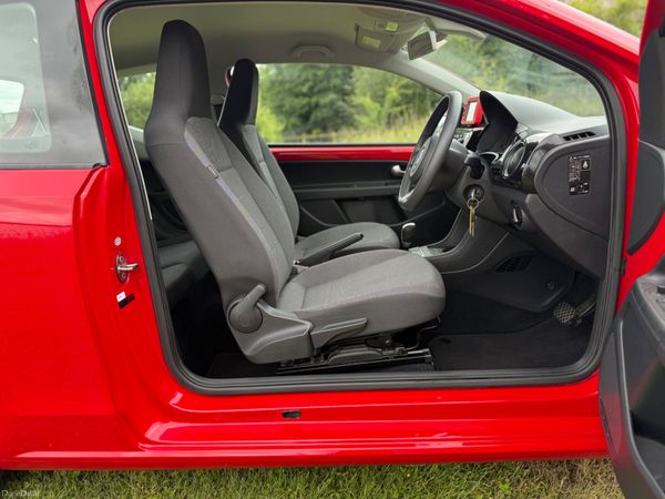 VW UP 2013 1.0L PETROL AUTOMATIC 392189556